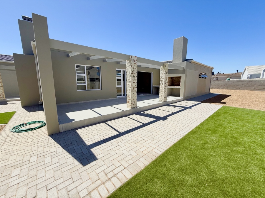 4 Bedroom Property for Sale in Country Club Western Cape